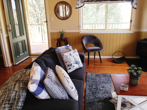 Milford Country Cottages - 1 Gold Coast 1