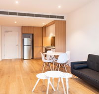 Modern Apartment in Darling Harbour - Accommodation Gold Coast