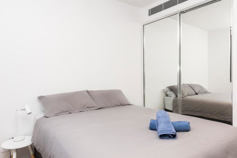 Modern Apartment In The Heart Of The Sydney CBD - Accommodation Gold Coast 3