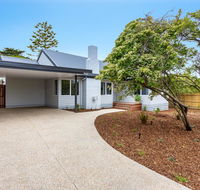 Molly's Beach House - Accommodation Gold Coast