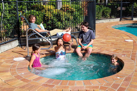Montana Palms Resort - Gold Coast 4U 1