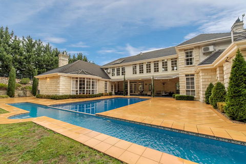 Montfort Manor - Accommodation Gold Coast 1