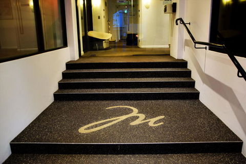 Morgans Boutique Hotel - Gold Coast 4U 2
