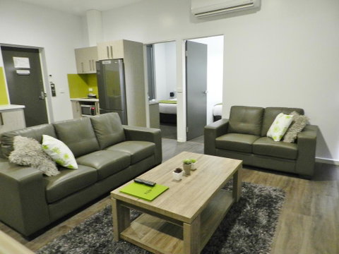 Motel 24 - Accommodation Gold Coast 2