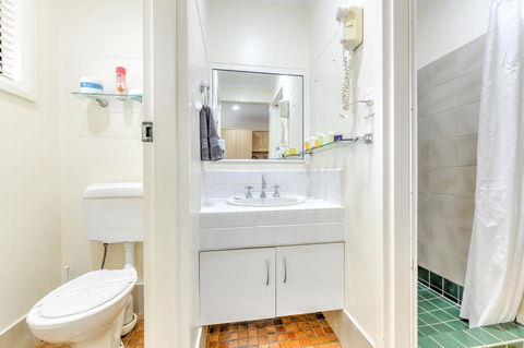 Motel Grande - Gold Coast 4U 3