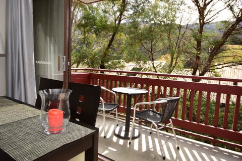 Mowamba D1 - Accommodation Gold Coast 2