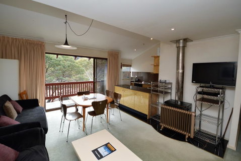 Mowamba D5 - Accommodation Gold Coast 0