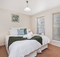 MOYNE VIEWS NO. 2 - Gold Coast 4U