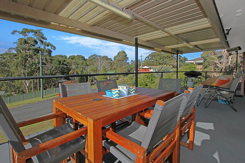 NARRAWALLEE RETREAT - Accommodation Gold Coast 0