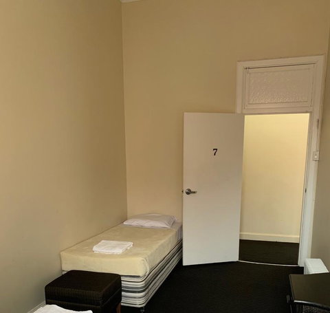 National Hotel Toowoomba - 1 Gold Coast 1