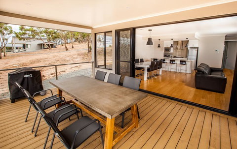 Neagles Retreat Villas - Accommodation Gold Coast 3