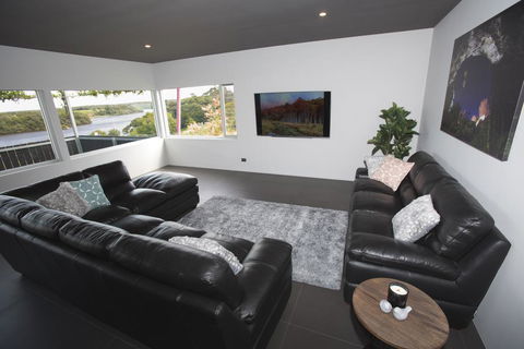 Nelson Victoria Luxury Holiday Accommodation - Accommodation Gold Coast 3
