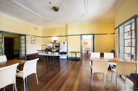 Captain Stirling Hotel - Gold Coast 4U 13