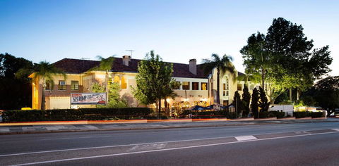 Captain Stirling Hotel - Gold Coast 4U 0