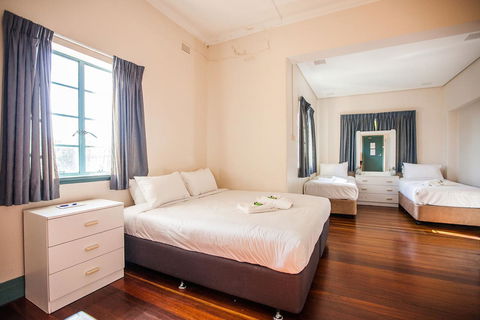 Captain Stirling Hotel - Gold Coast 4U 37