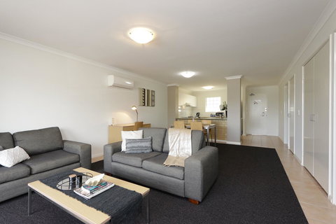 Hillarys Marina Apartment - Accommodation Gold Coast 3