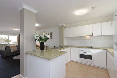 Hillarys Marina Apartment - Accommodation Gold Coast 16