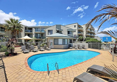 Scarborough Beach Front Resort - Shell Ten - Gold Coast 4U 13