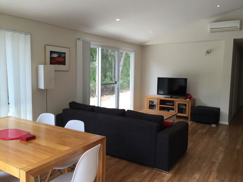 Cape Villas Dunsborough Unit 2 - Gold Coast 4U 1