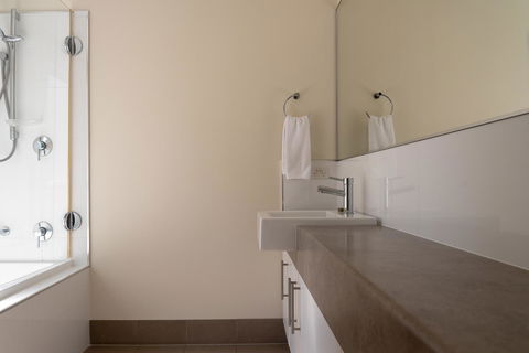 Cape Villas Dunsborough Unit 2 - Gold Coast 4U 10