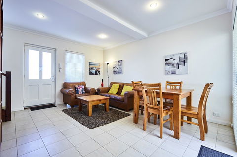 Fremantle Townhouse U/5 - Accommodation Gold Coast 4