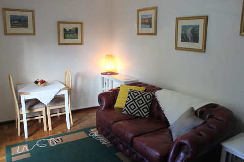 Jacaranda Hideaway Bed & Breakfast - Accommodation Gold Coast 6