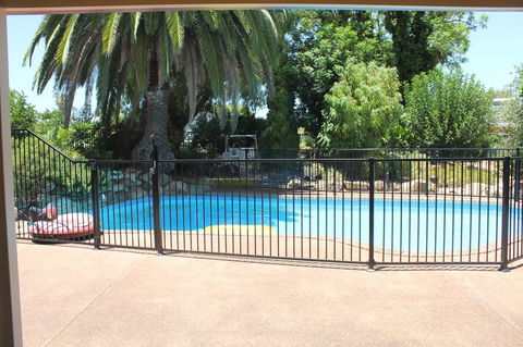 Jacaranda Hideaway Bed & Breakfast - Accommodation Gold Coast 9