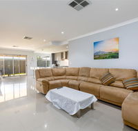 Rainbow Dream House - Accommodation Gold Coast