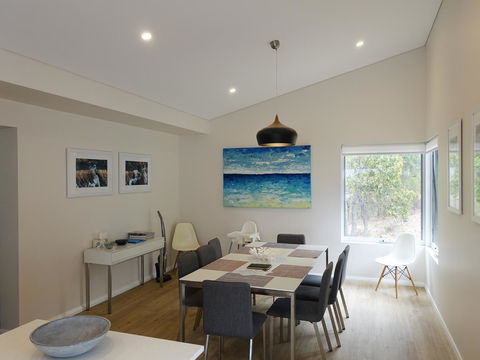The Villa Dunsborough - Gold Coast 4U 4