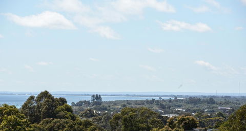 The Villa Dunsborough - Gold Coast 4U 1
