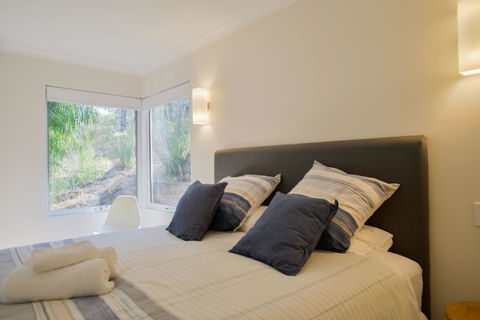 The Villa Dunsborough - Gold Coast 4U 10