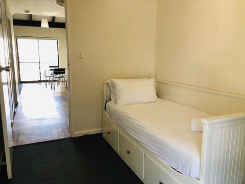 Seashore Memories - Sleeps 3 - Gold Coast 4U 5