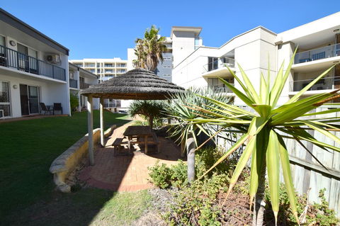 West Beach Lagoon 202 - Quiet & Ground Floor! - Gold Coast 4U 15