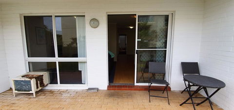West Beach Lagoon 202 - Quiet & Ground Floor! - Gold Coast 4U 2