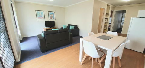 West Beach Lagoon 202 - Quiet & Ground Floor! - Gold Coast 4U 7