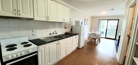 West Beach Lagoon 202 - Quiet & Ground Floor! - Gold Coast 4U 6