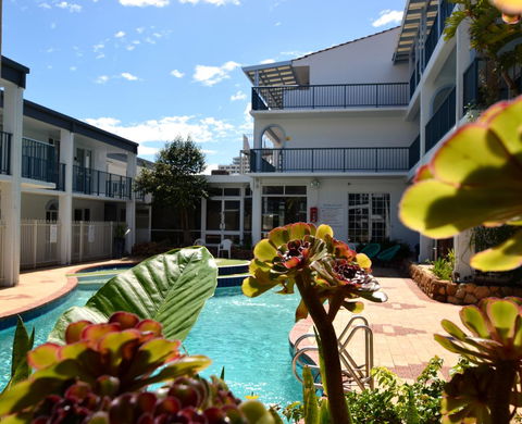 West Beach Lagoon 202 - Quiet & Ground Floor! - Gold Coast 4U 0