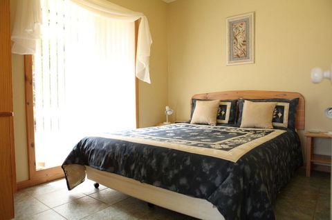 Riverside Retreat Chalets, Walpole - Accommodation Gold Coast 7