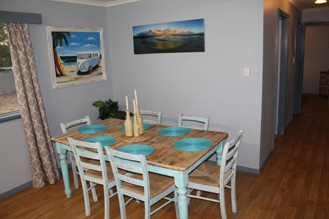Jbay Beach Shack - Gold Coast 4U 11