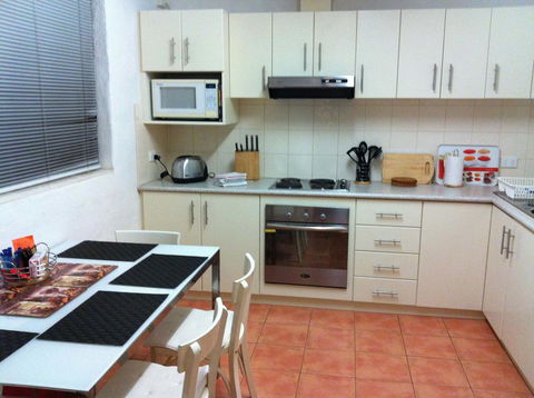 Kenata-Fairway Apartment Hotel - Gold Coast 4U 17