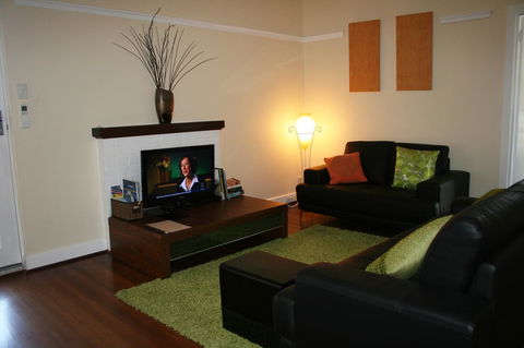 Kenata-Fairway Apartment Hotel - Gold Coast 4U 1