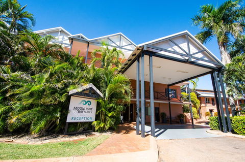 Moonlight Bay Suites - Gold Coast 4U 1