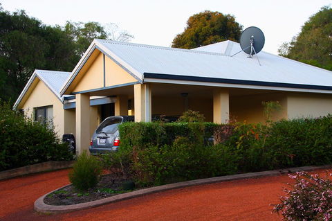 Bayside Villas - Accommodation Gold Coast 20