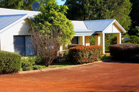 Bayside Villas - Accommodation Gold Coast 0