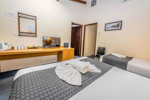 Nightcap At Wintersun Hotel - Gold Coast 4U 11
