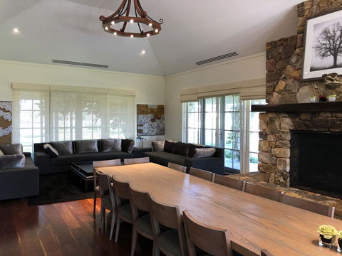 Caves Road Guest Houses - Accommodation Gold Coast 12