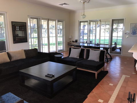 Caves Road Guest Houses - Accommodation Gold Coast 0