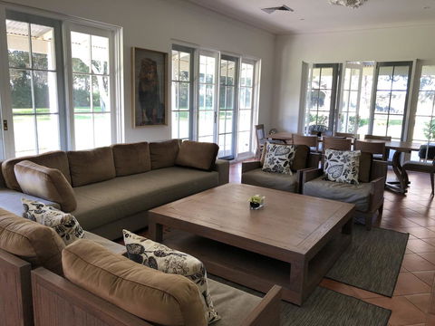 Caves Road Guest Houses - Accommodation Gold Coast 18