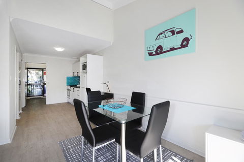 West Beach Lagoon 218 - Outstanding Value! - Gold Coast 4U 8