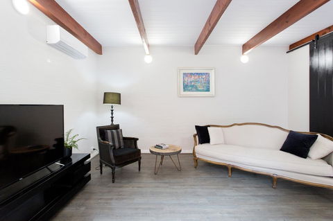 Stay Fresh - Fremantle CBD - Accommodation Gold Coast 0